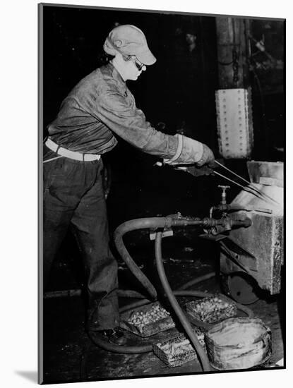 Railroad Women: Heating Rivots-null-Mounted Photographic Print