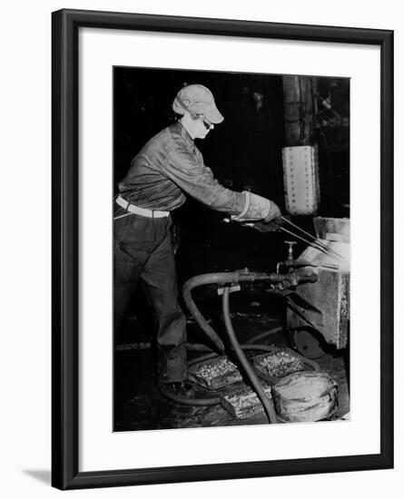 Railroad Women: Heating Rivots-null-Framed Photographic Print