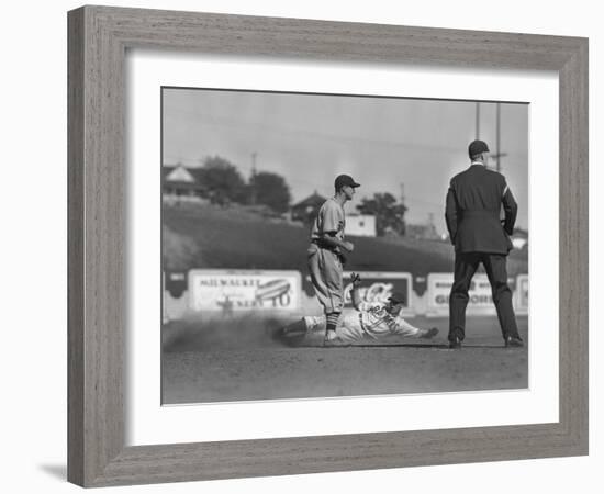 Rainiers Baseball Photograph - Seattle, WA-Lantern Press-Framed Art Print