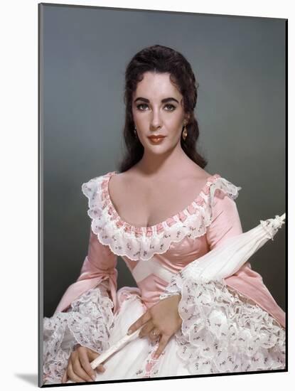 RAINTREE COUNTY, 1957 directed by EDWARD DMYTRYK Elizabeth Taylor (photo)-null-Mounted Photo