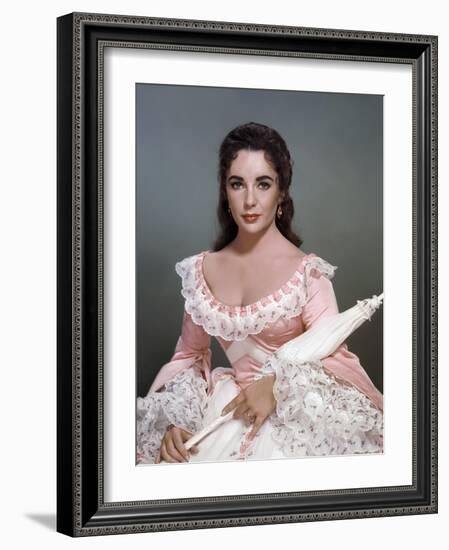 RAINTREE COUNTY, 1957 directed by EDWARD DMYTRYK Elizabeth Taylor (photo)-null-Framed Photo