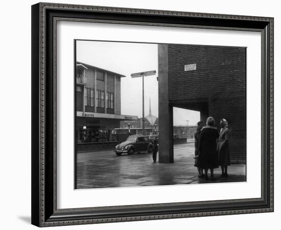 Rainy Street 60s-Henry Grant-Framed Photographic Print