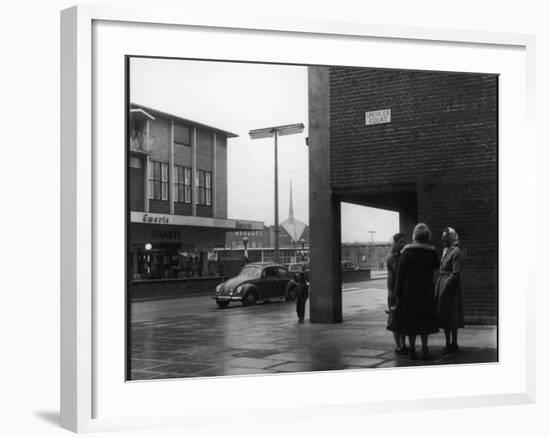 Rainy Street 60s-Henry Grant-Framed Photographic Print