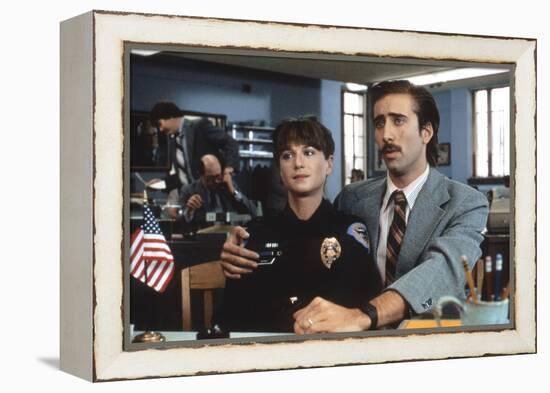 RAISIN ARIZONA, 1987 directed by JOEL AND ETHAN COEN Holly Hunter and Nicolas Cage (photo)-null-Framed Stretched Canvas