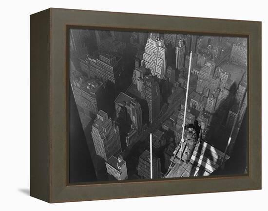 Raising the Mast, the Empire State Building, 1939 (Gelatin Silver Print)-Lewis Wickes Hine-Framed Premier Image Canvas