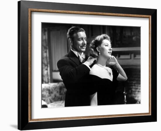 Random Harvest, Ronald Colman, Greer Garson, 1942, Fastening Necklace-null-Framed Photo