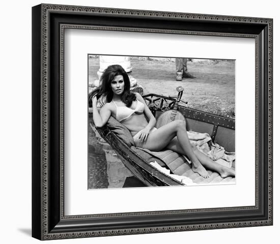 Raquel Welch-null-Framed Photo