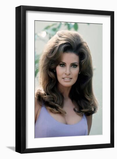 Raquel Welch-null-Framed Photo