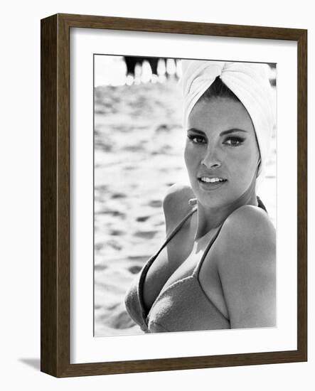 Raquel Welch-null-Framed Photo