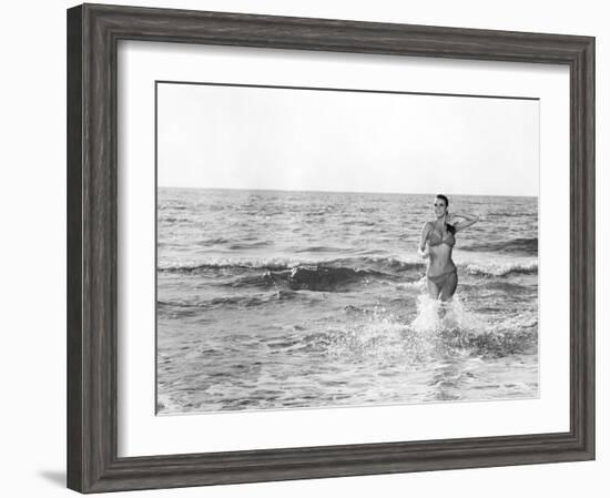 Raquel Welch-null-Framed Photo