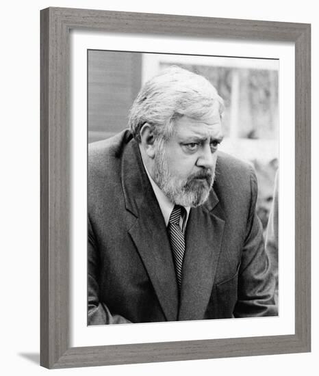 Raymond Burr - Perry Mason Returns-null-Framed Photo