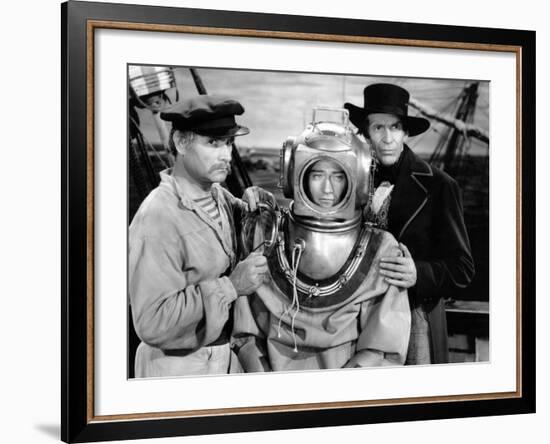 Reap The Wild Wind, Victor Varconi, John Wayne, Raymond Massey, 1942-null-Framed Photo