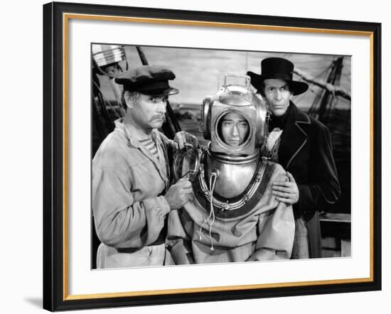 Reap The Wild Wind, Victor Varconi, John Wayne, Raymond Massey, 1942-null-Framed Photo