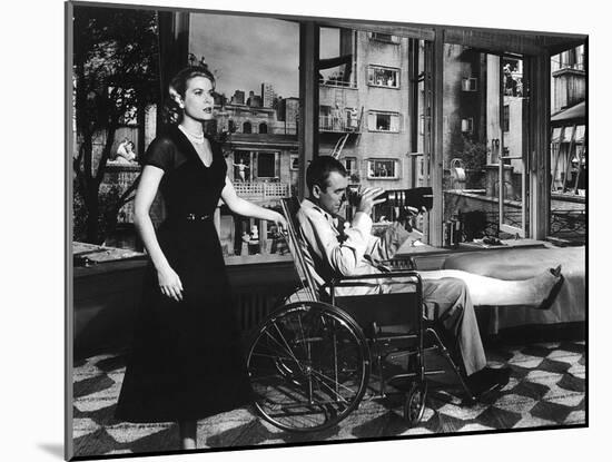 REAR WINDOW, 1954 directed by ALFRED HITCHCOCK Grace Kelly and James Stewart (b/w photo)-null-Mounted Photo