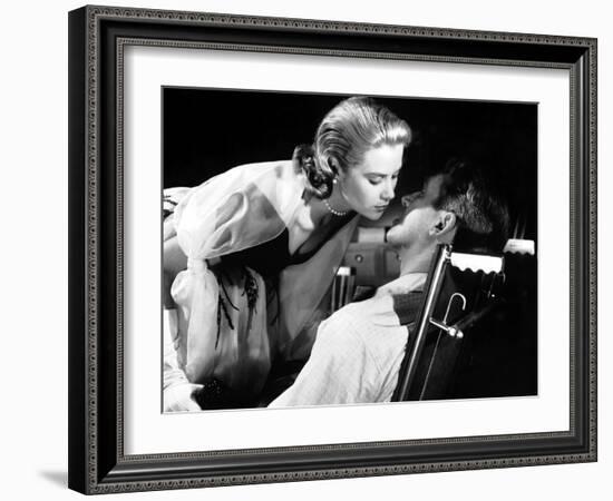 REAR WINDOW, 1954 directed by ALFRED HITCHCOCK Grace Kelly and James Stewart (b/w photo)-null-Framed Photo