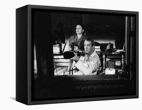 REAR WINDOW, 1954 directed byALFRED HITCHCOCK Thelma Ritter and James Stewart (b/w photo)-null-Framed Stretched Canvas