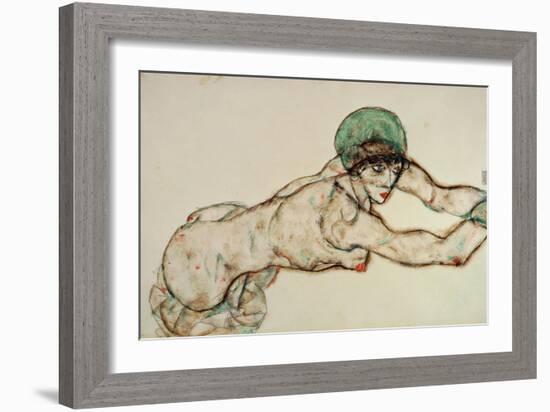 Reclining Female Nude with Green Cap, Leaning to the Right, 1914-Egon Schiele-Framed Giclee Print