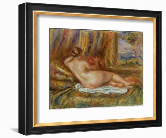 Reclining Nude, 1914-Pierre-Auguste Renoir-Framed Giclee Print