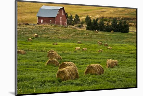 Red Barn, Hay Bales, Albion, Palouse Area, Washington, USA-Michel Hersen-Mounted Photographic Print