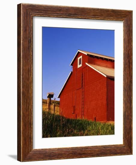 Red Barn-Stuart Westmorland-Framed Photographic Print