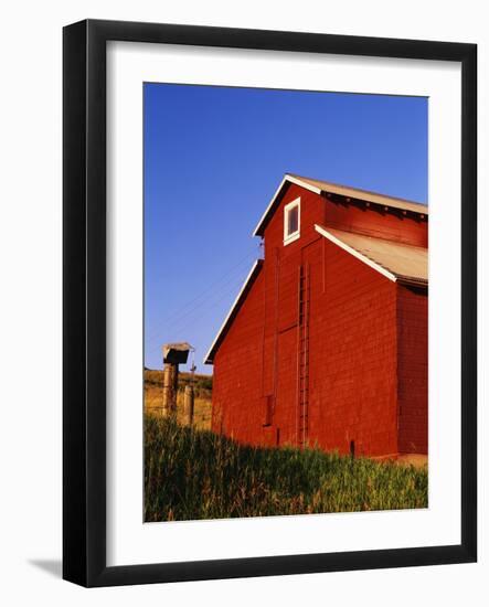 Red Barn-Stuart Westmorland-Framed Photographic Print