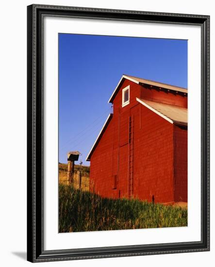 Red Barn-Stuart Westmorland-Framed Photographic Print