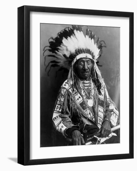Red Cloud (1822-1909)-null-Framed Photographic Print