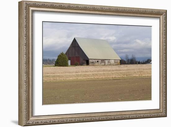 Red Door Barn-Dana Styber-Framed Photographic Print