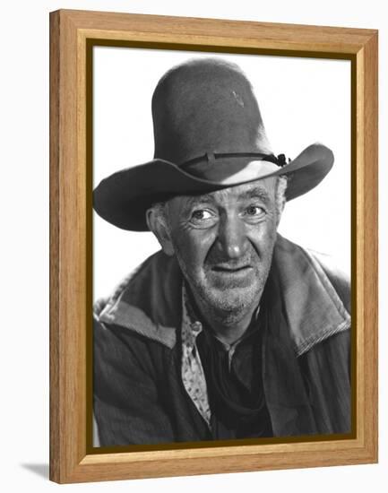 RED RIVER, 1948 directed by HOWARD HAWKS Walter Brennan (b/w photo)-null-Framed Stretched Canvas