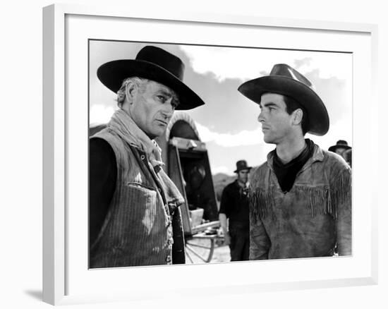 Red River, John Wayne, Montgomery Clift, 1948-null-Framed Photo