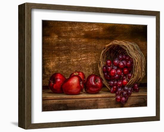 Red-Margareth Perfoncio-Framed Photographic Print