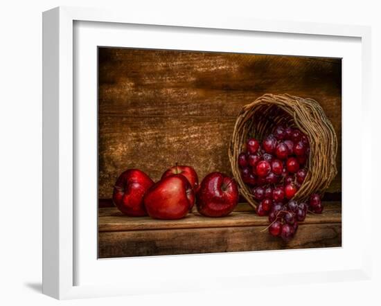 Red-Margareth Perfoncio-Framed Photographic Print