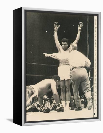 Referee John Lobianco Waves Champion Cassius Clay to a Corner-null-Framed Premier Image Canvas
