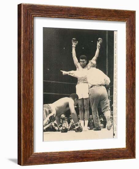 Referee John Lobianco Waves Champion Cassius Clay to a Corner-null-Framed Photographic Print