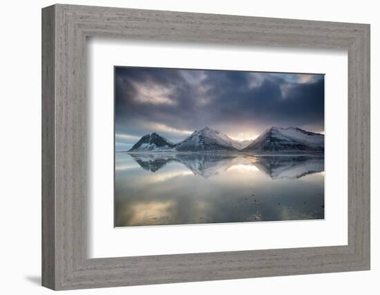 Reflection of mountains on ocean at sunset in Vatnajokull National Park in eastern Iceland-Alex Saberi-Framed Photographic Print