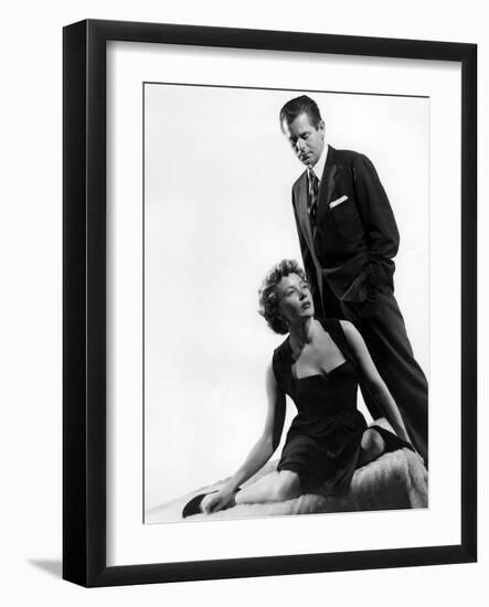 Reglement by Comptes THE BIG HEAT by FritzLang with Glenn Ford and Gloria Grahame, 1953 (b/w photo)-null-Framed Photo