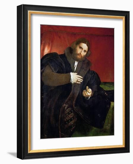 Renaissance : Portrait D'homme Tenant Une Griffe D'or (Leonino Brembate ?)- Portrait of a Man with-Lorenzo Lotto-Framed Giclee Print