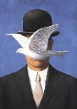 L'homme au chapeau melon (No Border)-Rene Magritte-Art Print