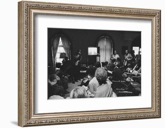 Reporters watch President Carter making TV announcement on aborted Iran rescue, 1980-Marion S. Trikosko-Framed Photographic Print