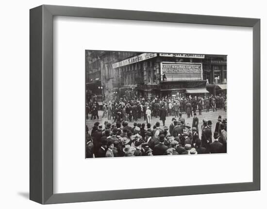 Reports of the sinking of the 'Titanic' arrive in New York, USA, April 1912-Unknown-Framed Photographic Print