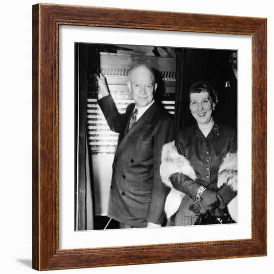 Republican Presidental Nominee, General Dwight Eisenhower, and Wife Mamie, Voting in 1952 Election-null-Framed Photo