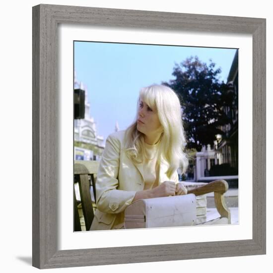 REPULSION, 1965 directed by ROMAN POLANSKI Catherine Deneuve (photo)-null-Framed Photo