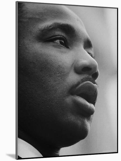 Rev. Martin Luther King Jr. Speaking at 'Prayer Pilgrimage for Freedom' at Lincoln Memorial-Paul Schutzer-Mounted Premium Photographic Print