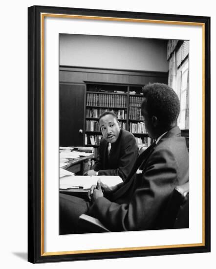 Reverend Martin Luther King Talking with Visiting African Leader Kenneth Kaunda-Alfred Eisenstaedt-Framed Premium Photographic Print