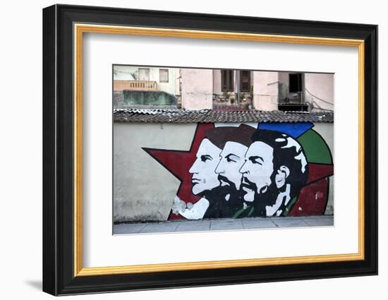 Revolutionary Mural Painted on Wall, Havana Centro, Havana, Cuba, West Indies, Central America-Lee Frost-Framed Photographic Print