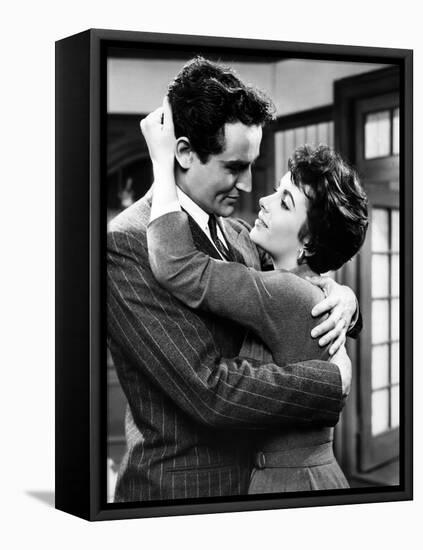 RHAPSODY, 1954 directed by CHARLES VIDOR Vittorio Gassman / Elizabeth Taylor (b/w photo)-null-Framed Stretched Canvas