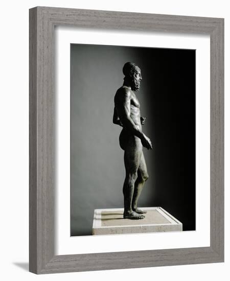 Riace Bronze (B), Bronze Statue of a Young Man with Helmet, More Than Life-Size, Found in 1972-Phidias-Framed Giclee Print