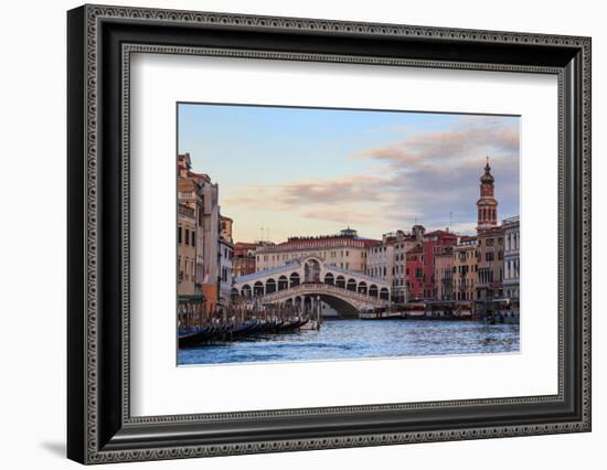 Rialto Bridge on Grand Canal at sunset in winter, Venice, UNESCO World Heritage Site, Veneto, Italy-Eleanor Scriven-Framed Photographic Print