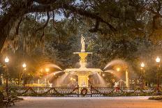 Forsyth Square and fountain with Christmas decorations, Savannah, Georgia.-Richard T Nowitz-Photographic Print