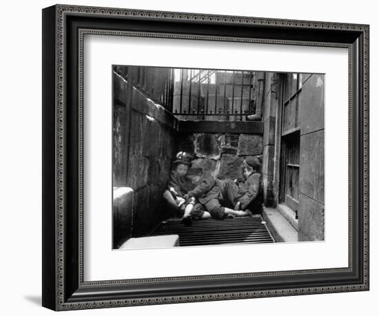 Riis: New York, 1901-Jacob August Riis-Framed Photographic Print